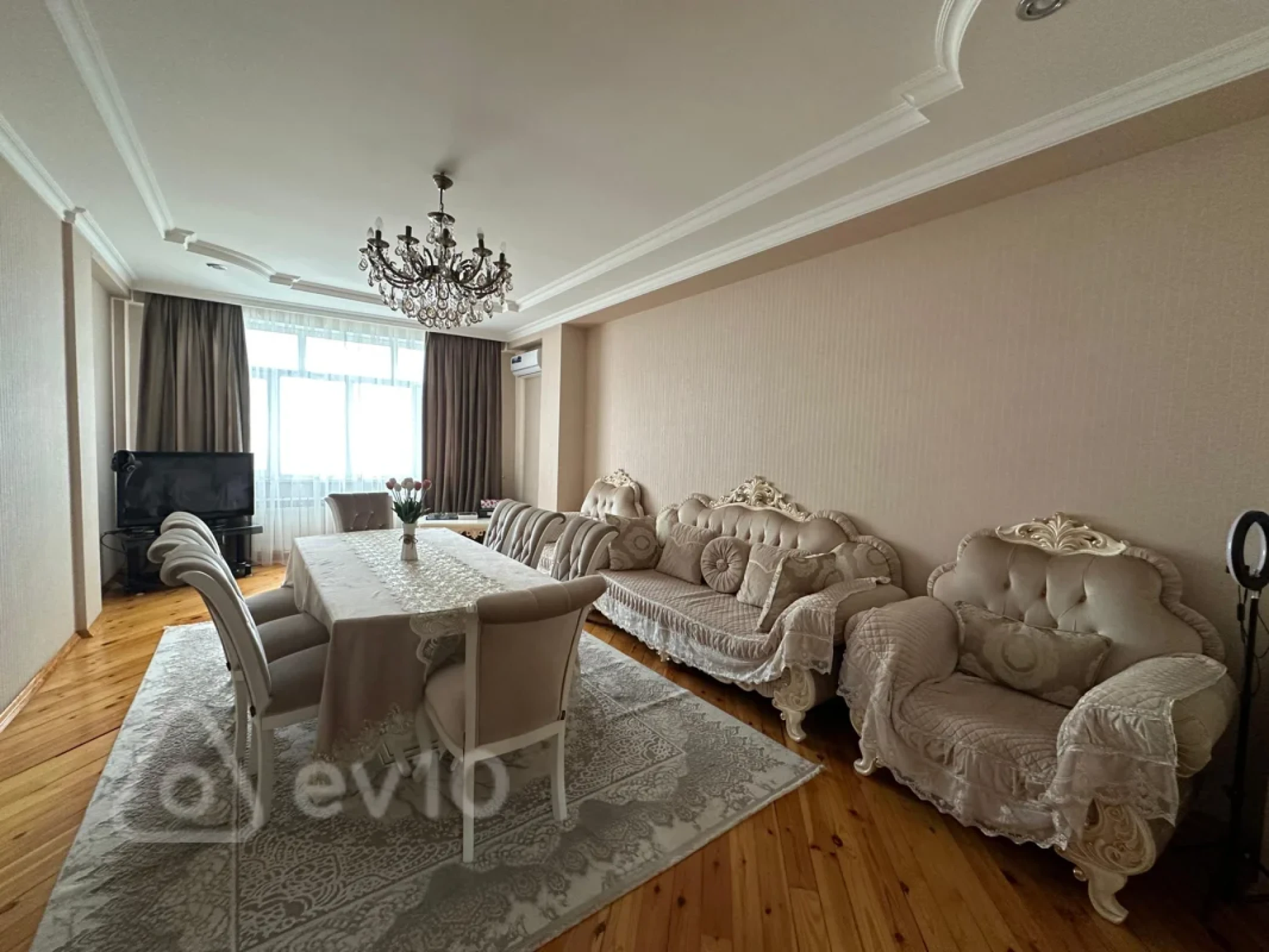 Satılır 3 otaqlı yeni tikili 105 m²