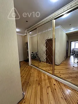 Satılır 3 otaqlı yeni tikili 105 m²
