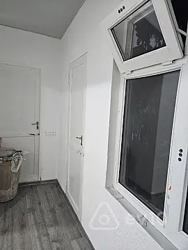 Satılır 2 otaqlı köhnə tikili 70 m²
