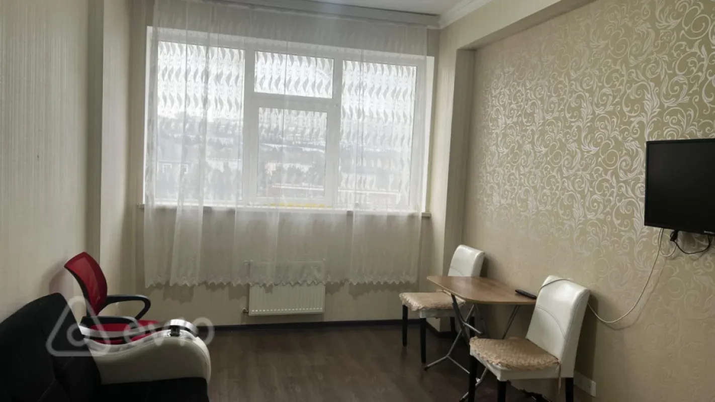 Kirayə verilir 1 otaqlı yeni tikili 43 m²