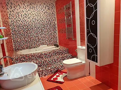 Satılır 3 otaqlı yeni tikili 145 m²