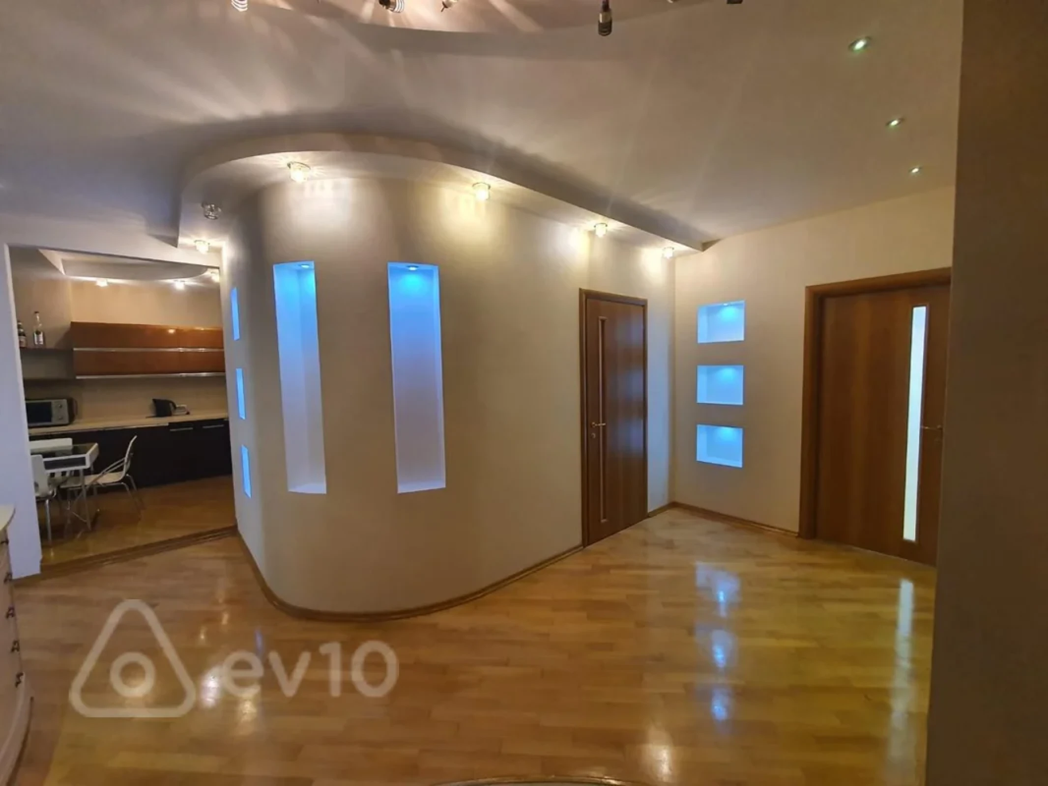 Satılır 3 otaqlı yeni tikili 145 m²