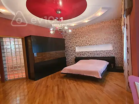 Satılır 3 otaqlı yeni tikili 145 m²