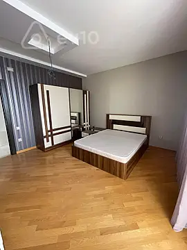 Kirayə verilir 3 otaqlı yeni tikili 130 m²