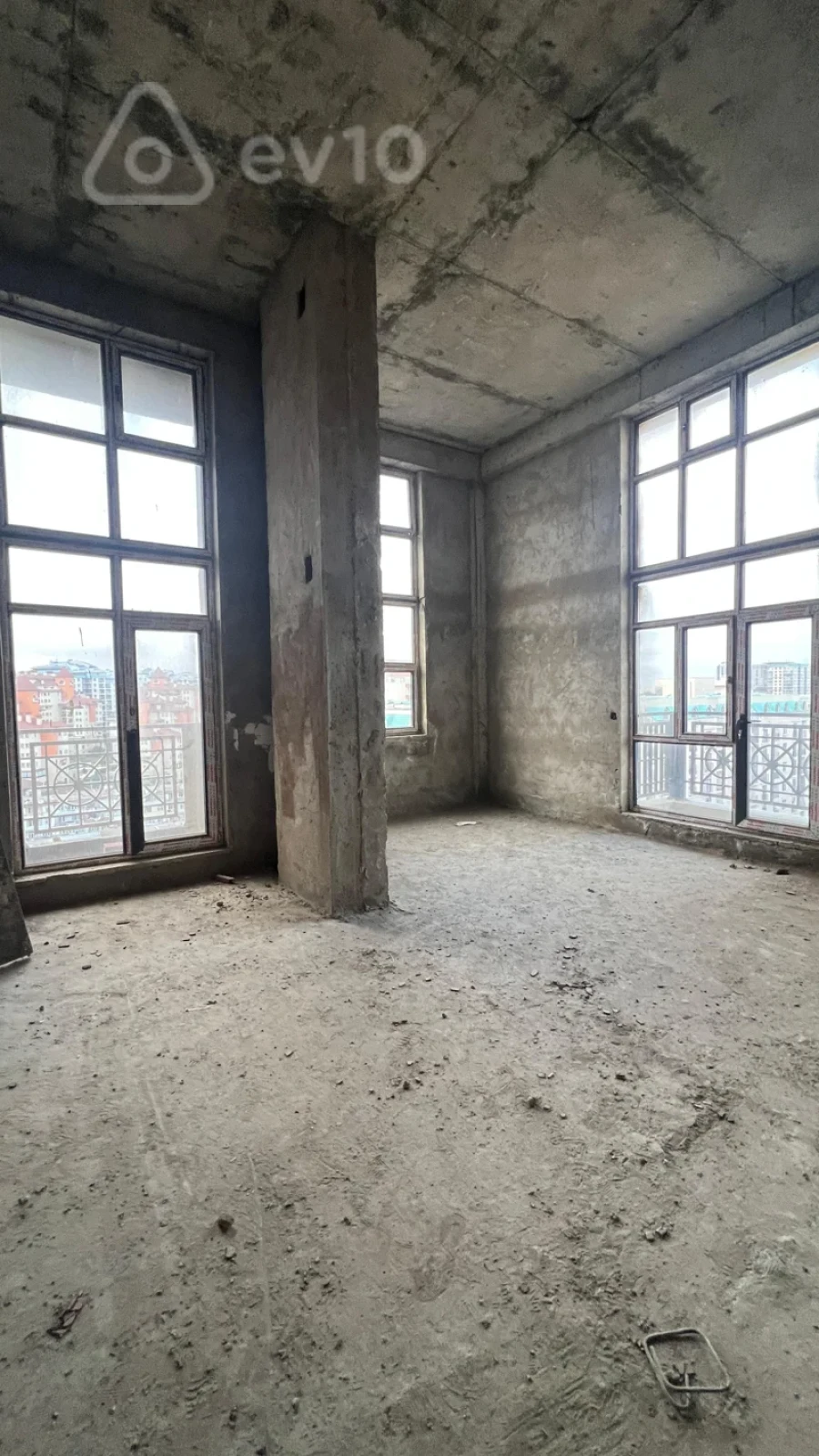 Satılır 3 otaqlı yeni tikili 103.3 m²