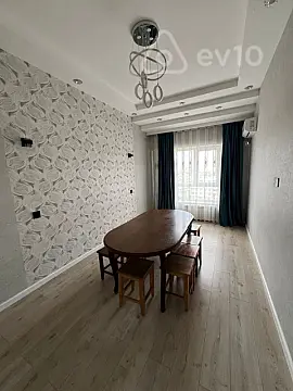 Kirayə verilir 2 otaqlı yeni tikili 70 m²