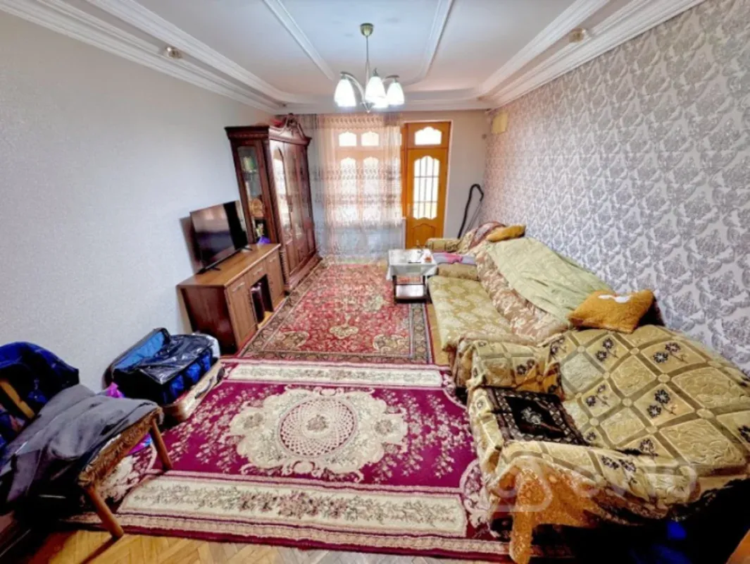 Satılır 3 otaqlı köhnə tikili 90 m²