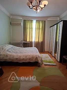 Kirayə verilir 4 otaqlı ofis 230 m²