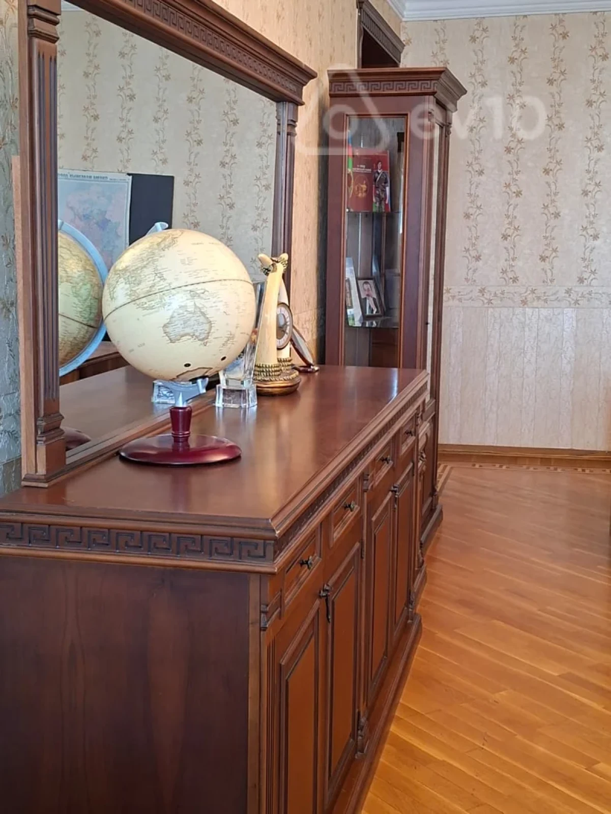 Kirayə verilir 4 otaqlı ofis 230 m²