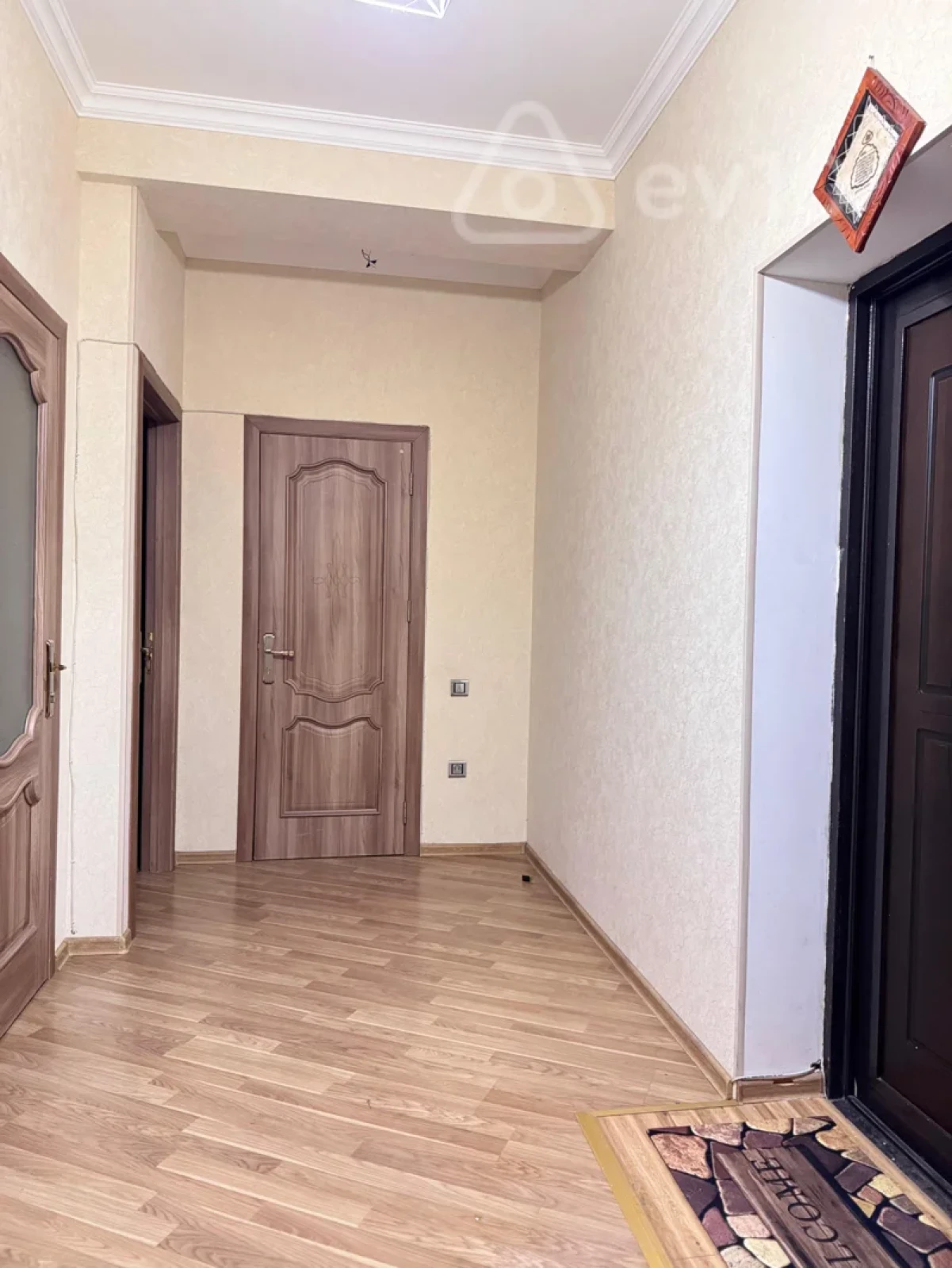 Kirayə verilir 2 otaqlı yeni tikili 75 m²