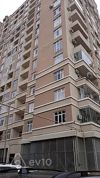 Kirayə verilir 2 otaqlı yeni tikili 60 m²