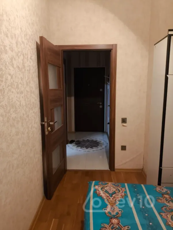 Kirayə verilir 2 otaqlı yeni tikili 60 m²