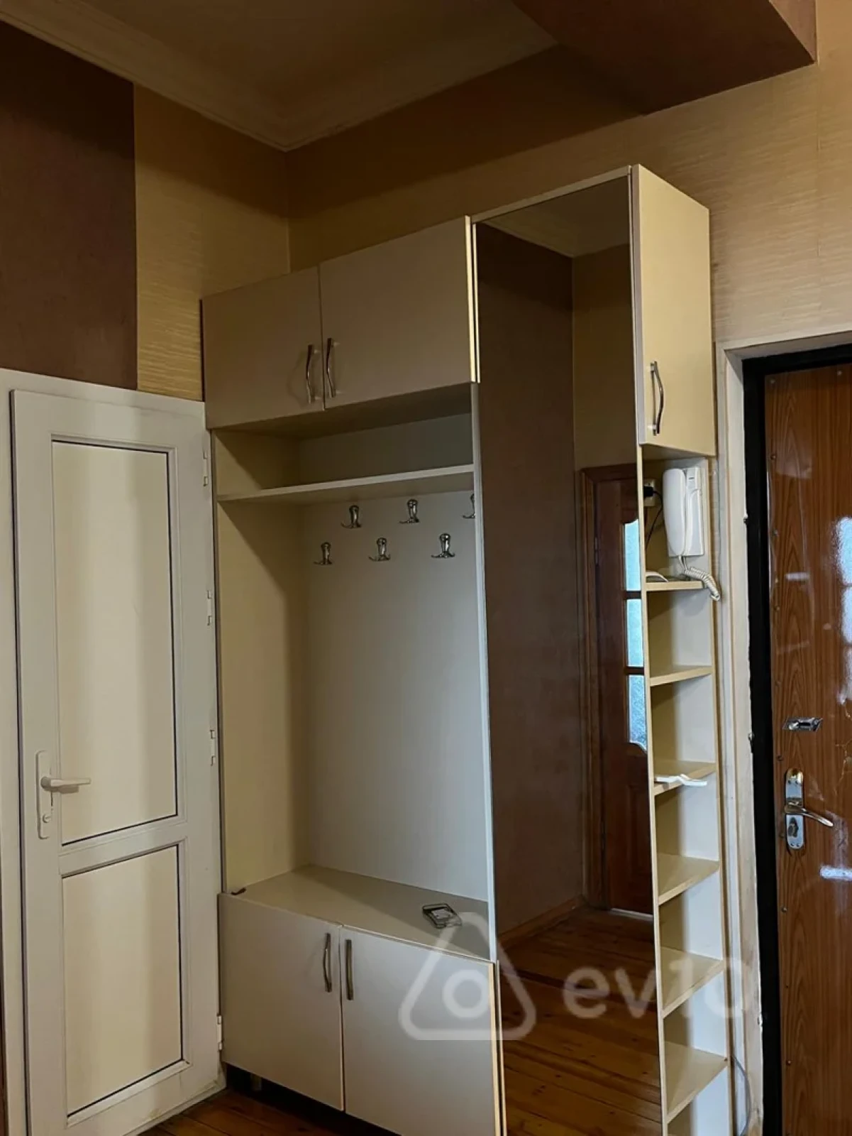 Kirayə verilir 3 otaqlı yeni tikili 100 m²