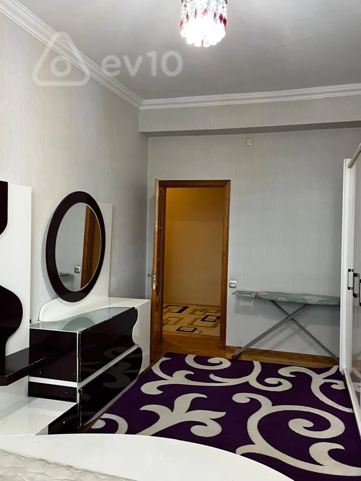 Kirayə verilir 3 otaqlı yeni tikili 100 m²