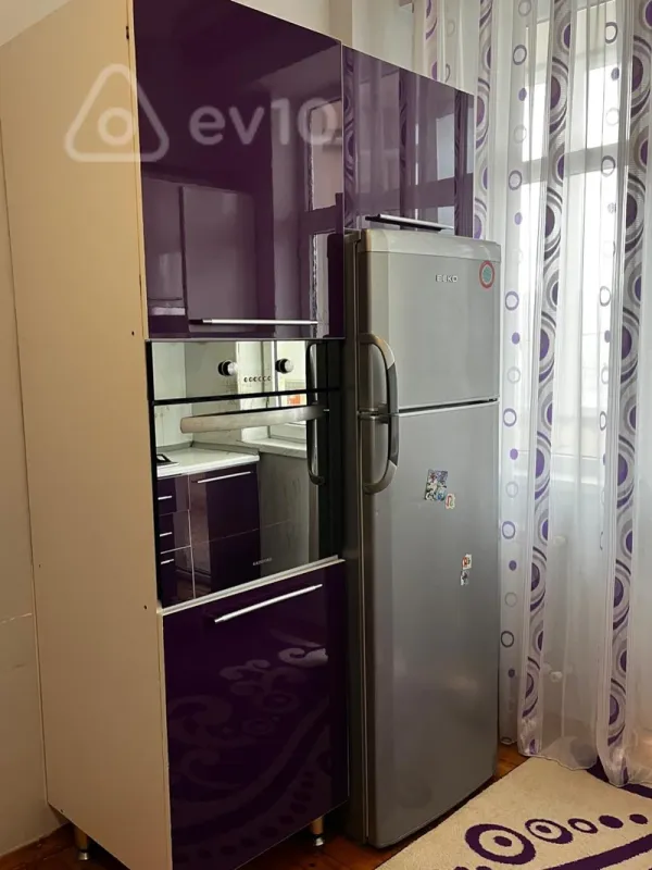 Kirayə verilir 3 otaqlı yeni tikili 100 m²