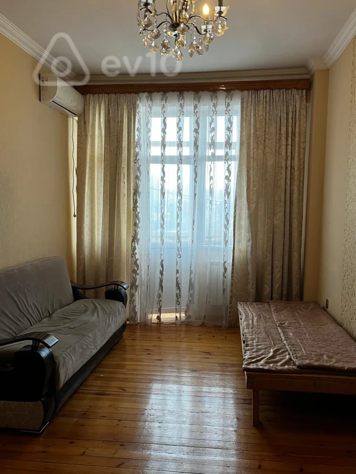 Kirayə verilir 3 otaqlı yeni tikili 100 m²