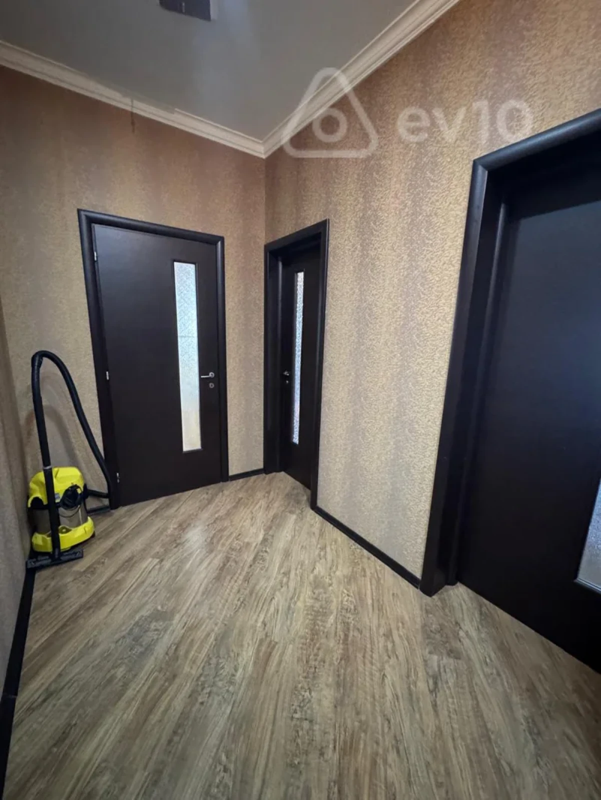 Kirayə verilir 3 otaqlı yeni tikili 160 m²