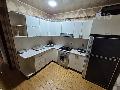 Kirayə verilir 3 otaqlı yeni tikili 104 m²