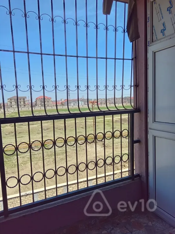 Kirayə verilir 3 otaqlı yeni tikili 103 m²