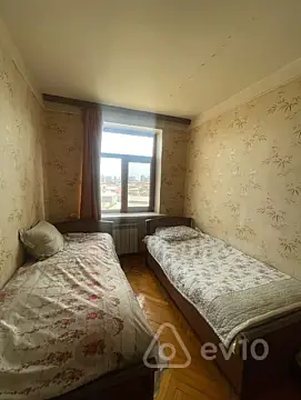 Satılır 3 otaqlı köhnə tikili 70 m²