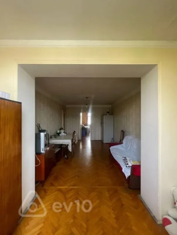 Satılır 3 otaqlı köhnə tikili 70 m²