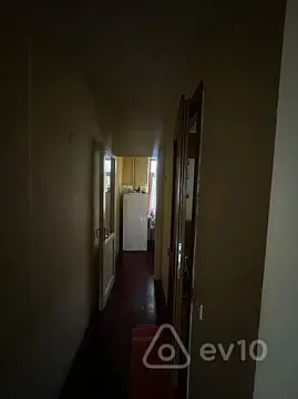 Satılır 3 otaqlı köhnə tikili 70 m²