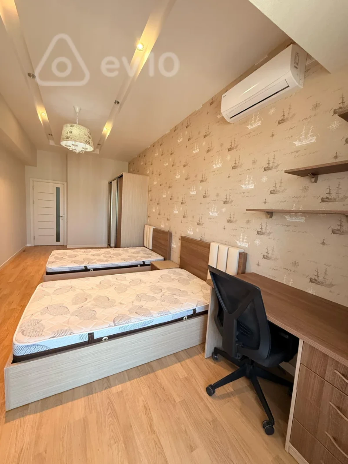 Kirayə verilir 3 otaqlı yeni tikili 147 m²