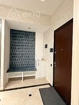 Kirayə verilir 3 otaqlı yeni tikili 147 m²
