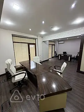 Kirayə verilir 6 otaqlı ofis 200 m²