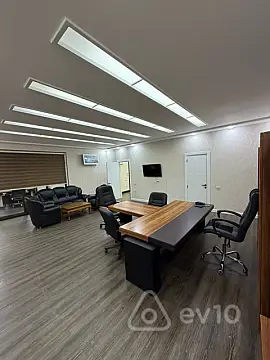 Kirayə verilir 6 otaqlı ofis 200 m² — Bakı, Nərimanov 6 otaq 200.00 m²