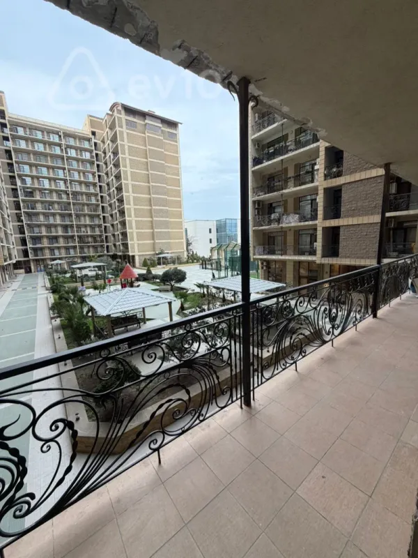 Kirayə verilir 6 otaqlı ofis 200 m²