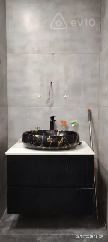 Kirayə verilir 2 otaqlı yeni tikili 89 m²