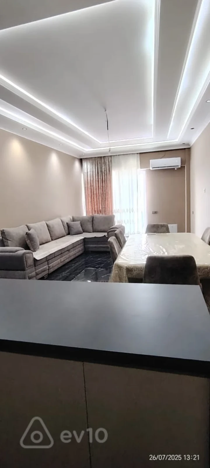 Kirayə verilir 2 otaqlı yeni tikili 89 m²