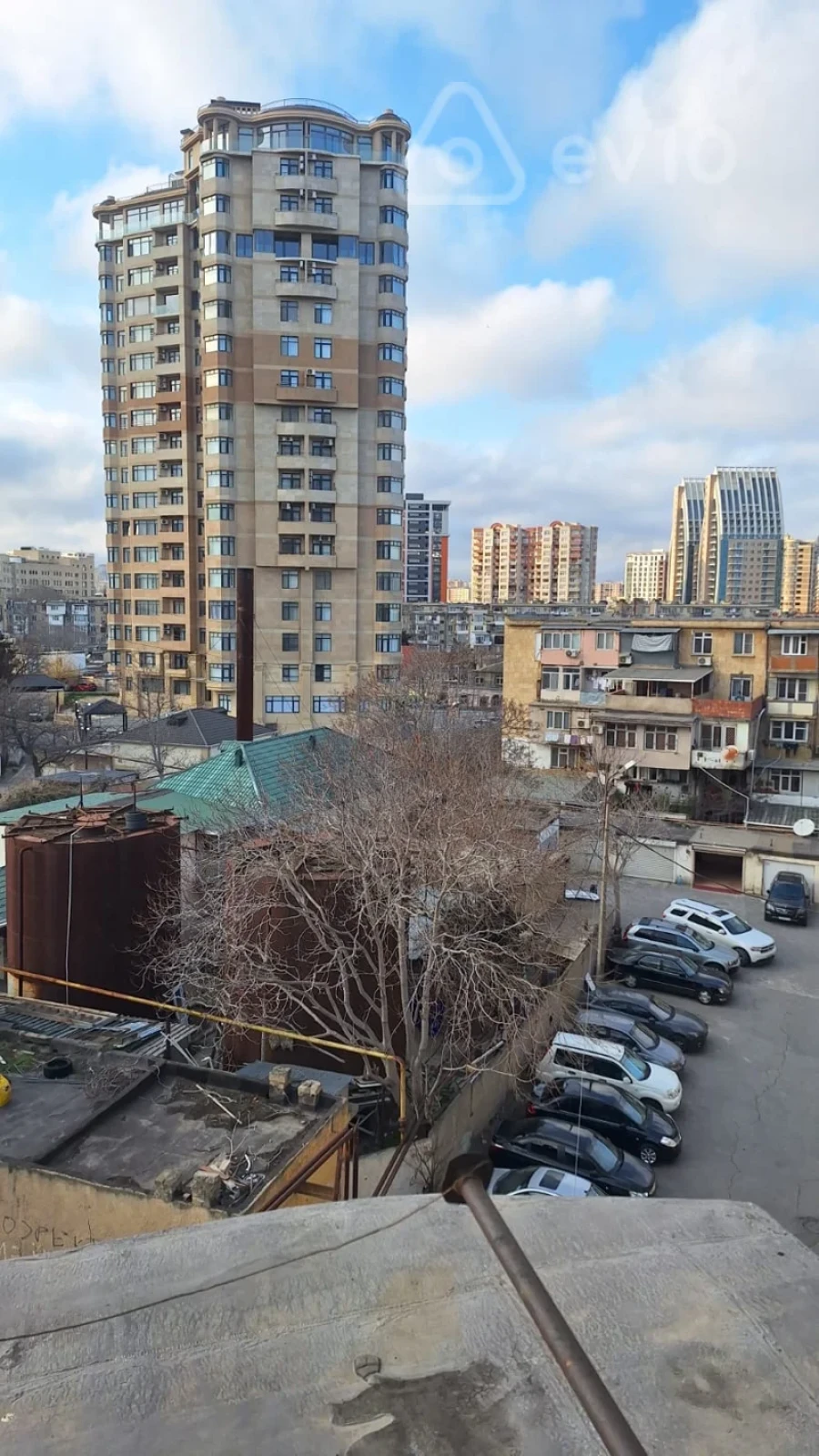 Kirayə verilir 2 otaqlı yeni tikili 60 m²