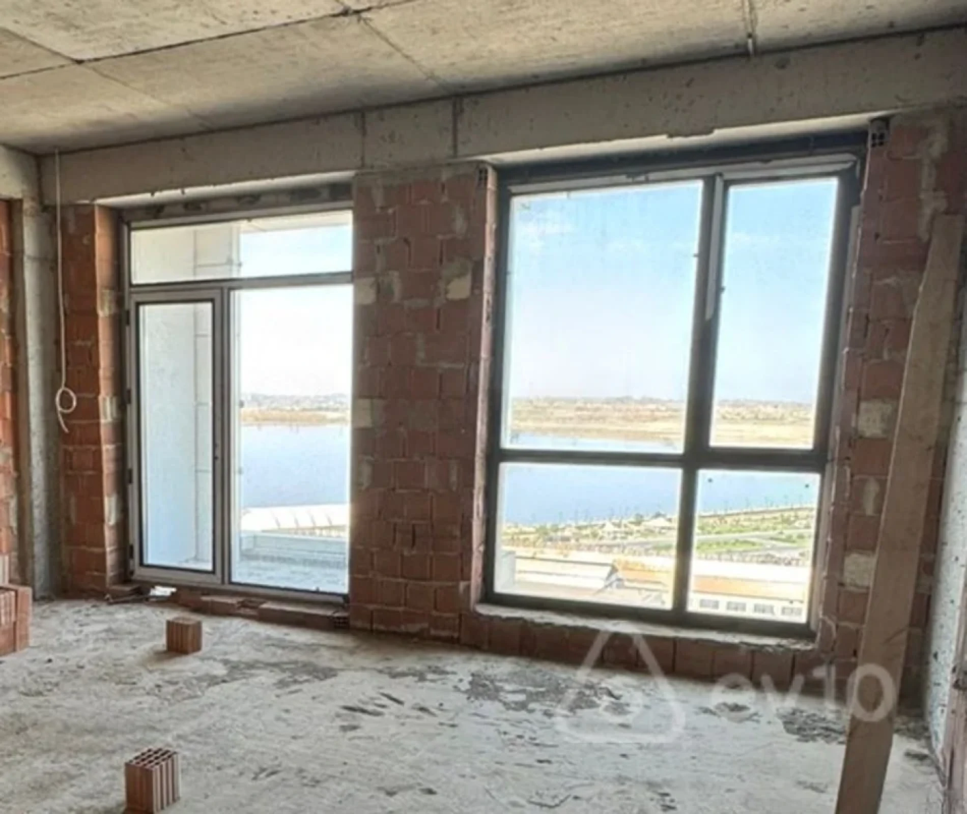Satılır 3 otaqlı yeni tikili 72 m²
