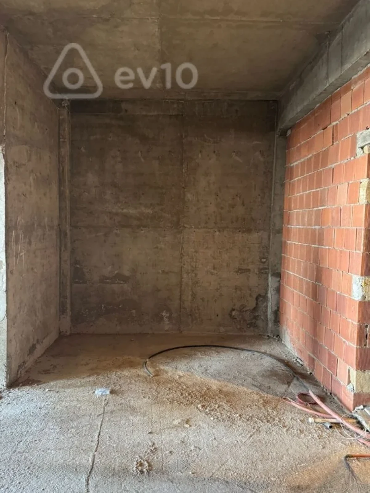 Satılır 3 otaqlı yeni tikili 72 m²