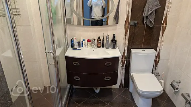 Kirayə verilir 2 otaqlı yeni tikili 68 m²