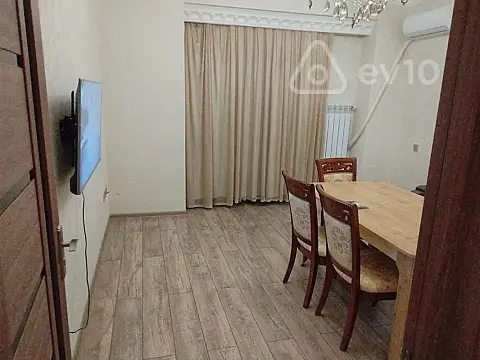 Kirayə verilir 2 otaqlı yeni tikili 64 m²
