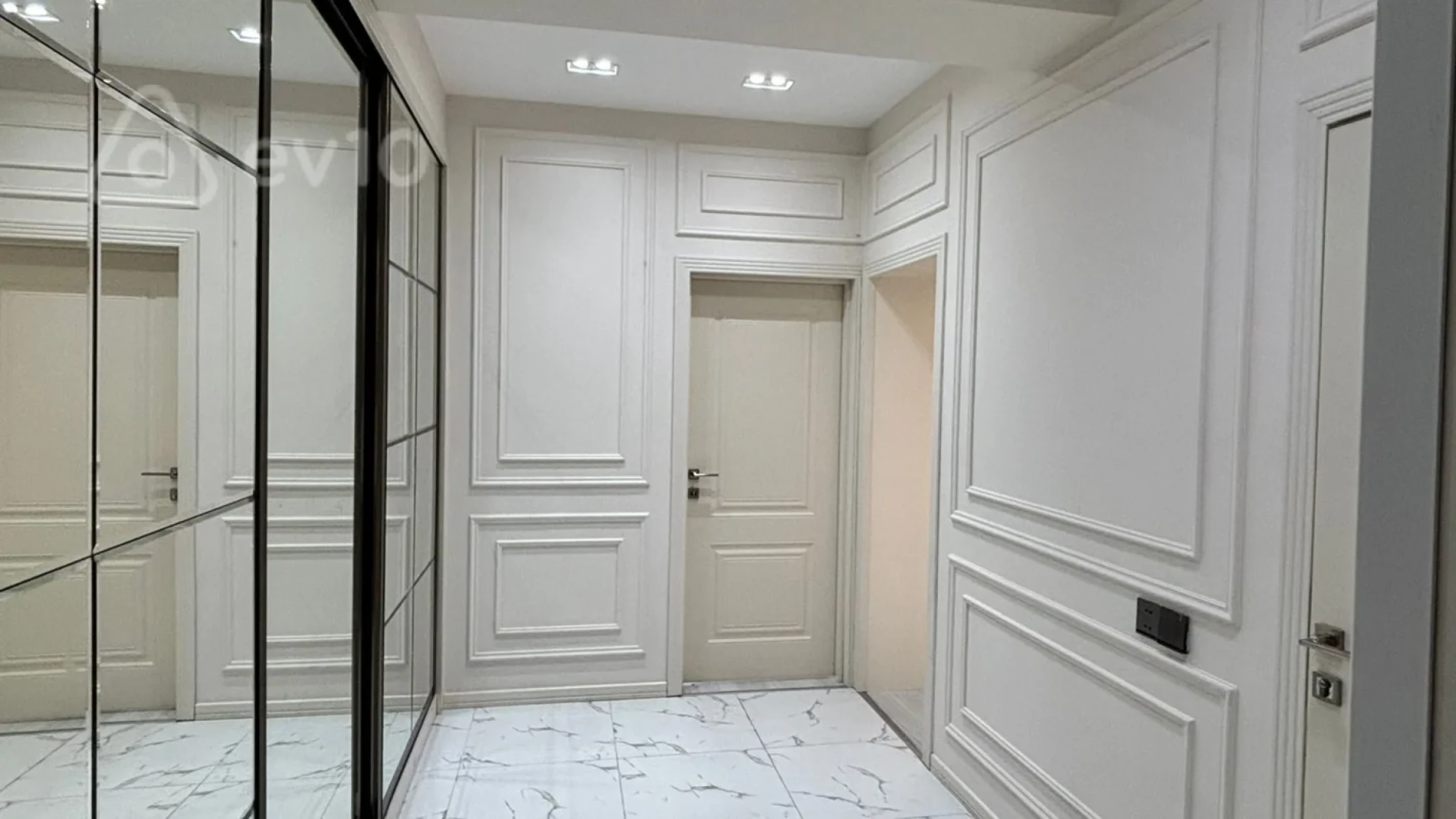 Satılır 2 otaqlı yeni tikili 50 m²