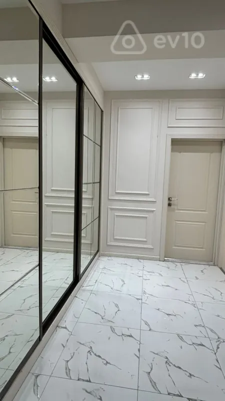 Satılır 2 otaqlı yeni tikili 50 m²