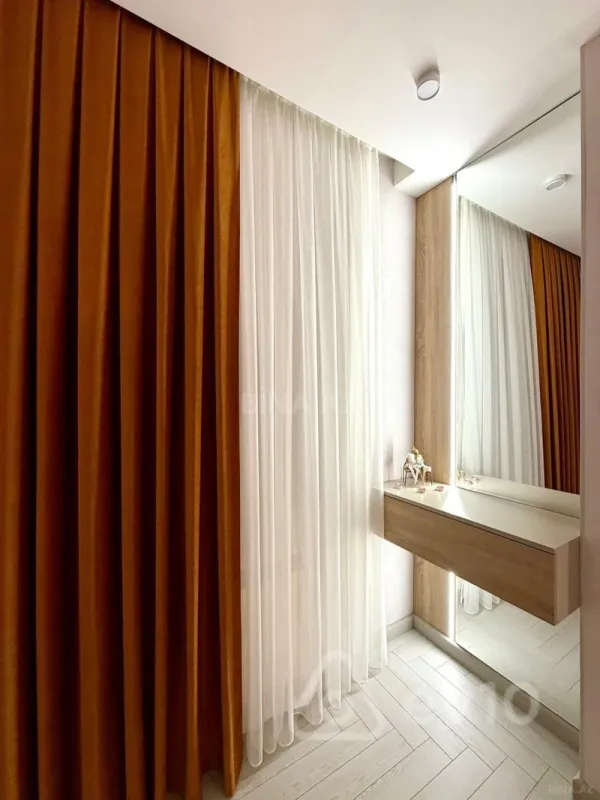 Kirayə verilir 2 otaqlı yeni tikili 80 m²