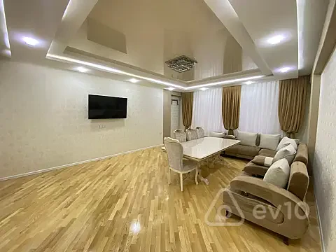 Kirayə verilir 3 otaqlı yeni tikili 160 m² — Bakı, Nizami 3 otaq 160.00 m²