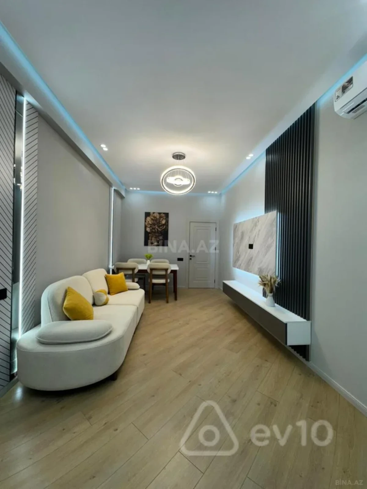 Kirayə verilir 2 otaqlı yeni tikili 65 m²