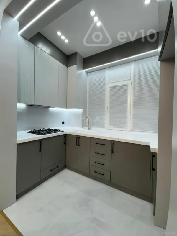Kirayə verilir 2 otaqlı yeni tikili 65 m²
