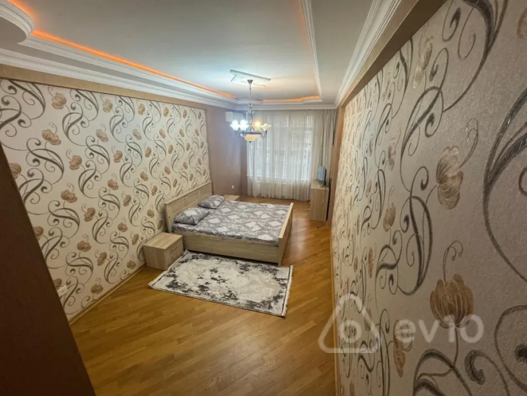 Kirayə verilir 3 otaqlı yeni tikili 100 m²