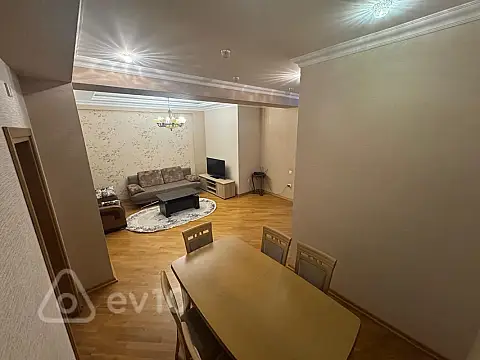 Kirayə verilir 3 otaqlı yeni tikili 100 m²