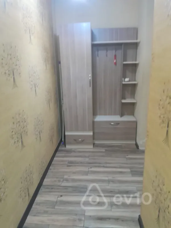 Kirayə verilir 2 otaqlı yeni tikili 75 m²