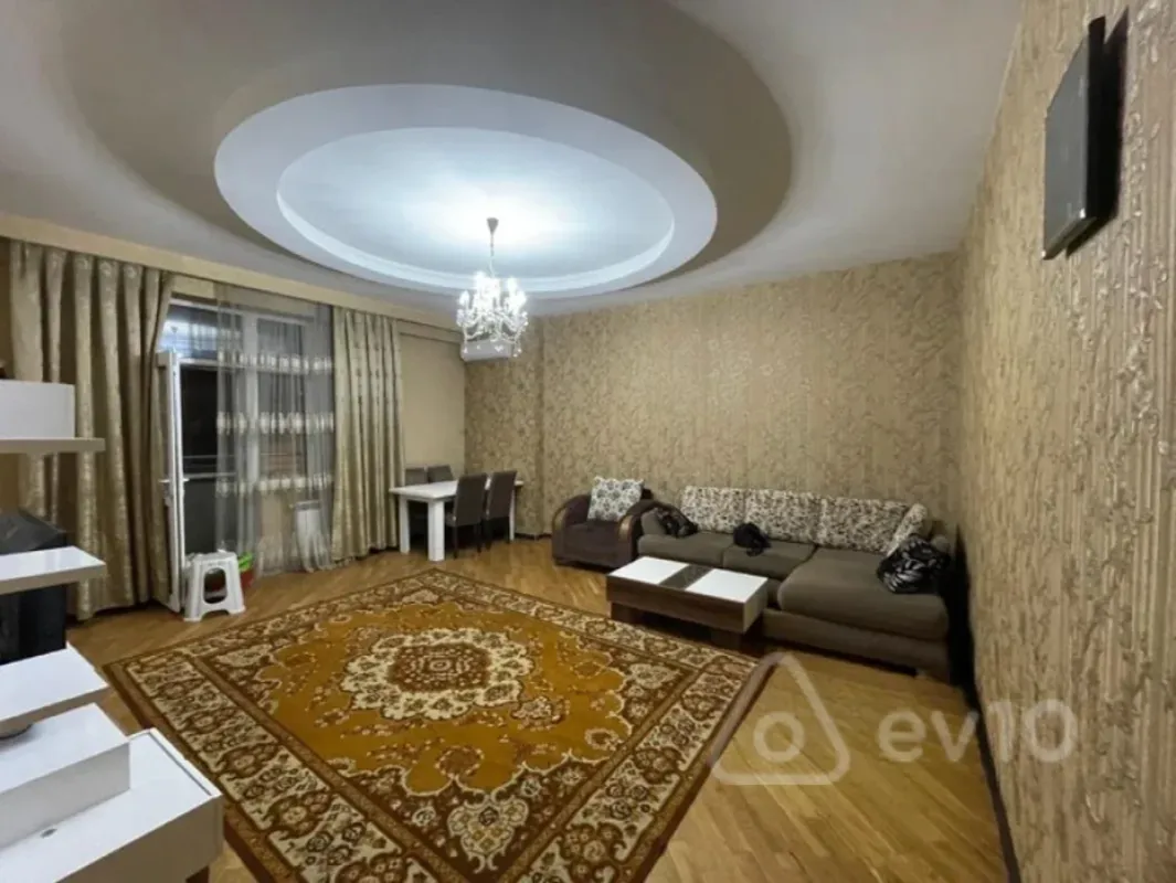 Kirayə verilir 2 otaqlı yeni tikili 75 m²