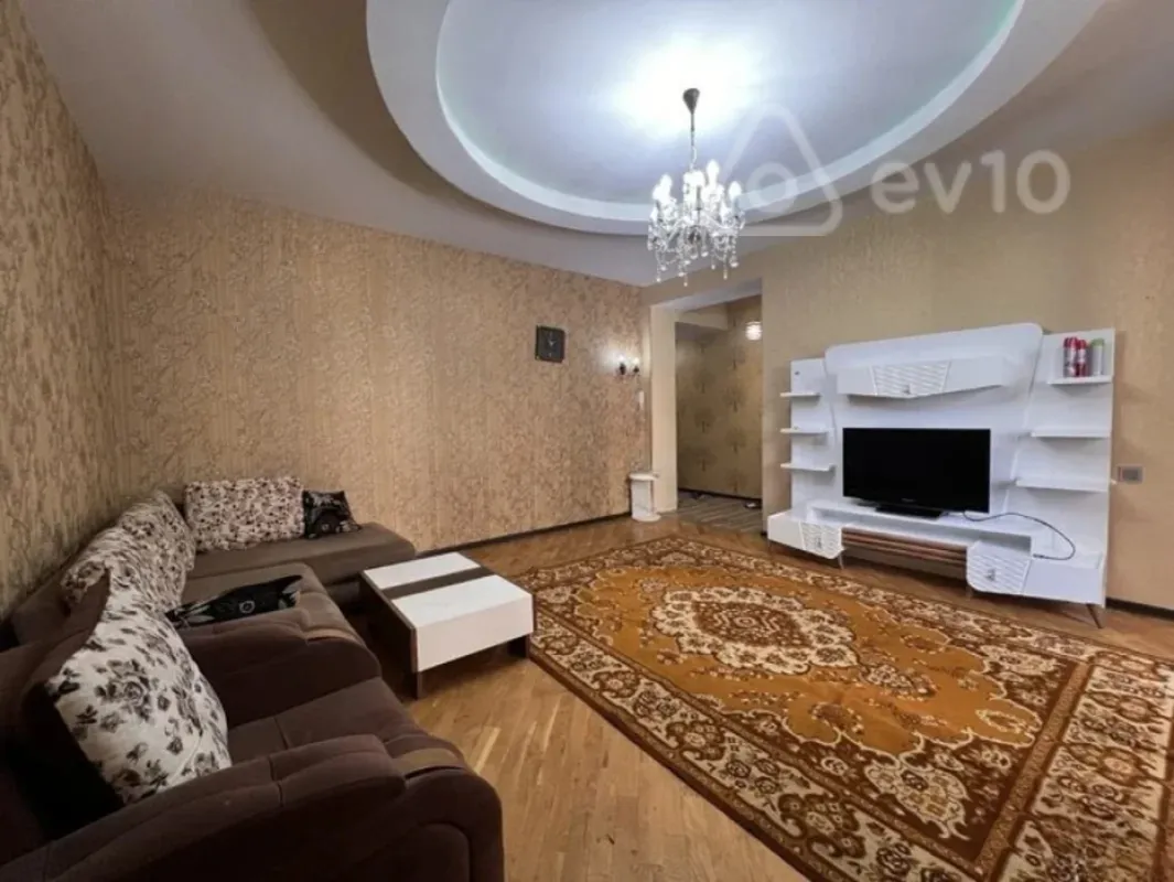 Kirayə verilir 2 otaqlı yeni tikili 75 m²
