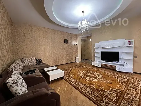 Kirayə verilir 2 otaqlı yeni tikili 75 m²